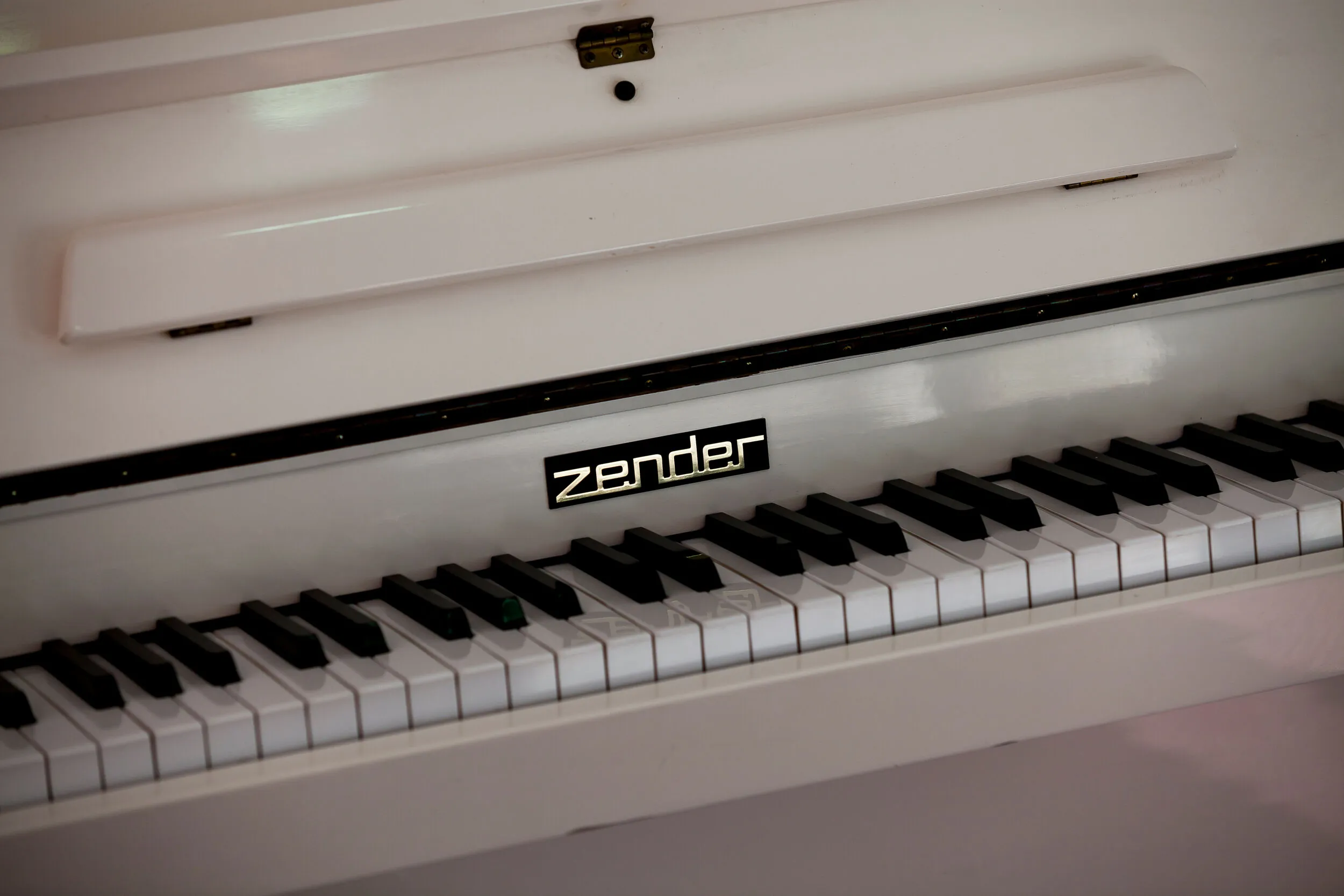 Barty-activities-piano