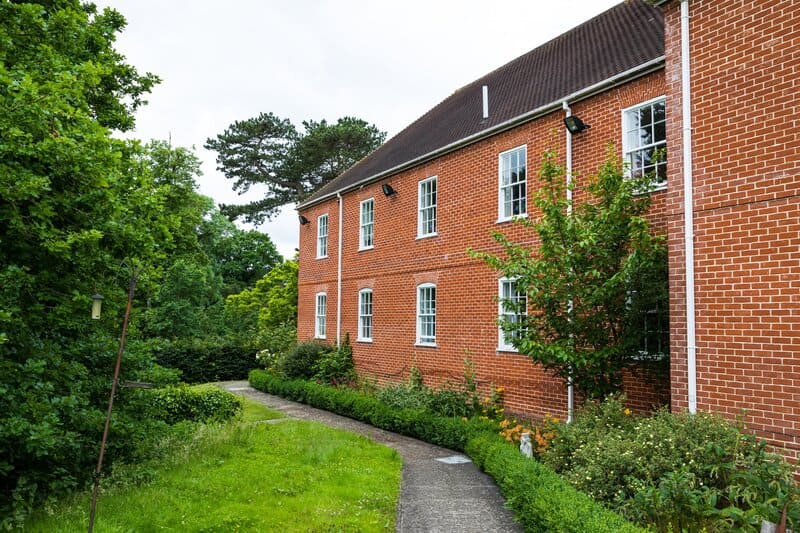 outside-barty-house