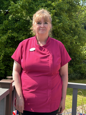 JULIE-APPS-HEAD-OF-HOUSEKEEPING