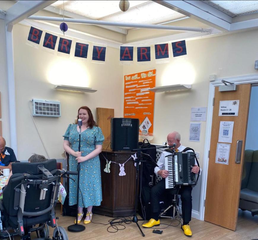 entertainers singing